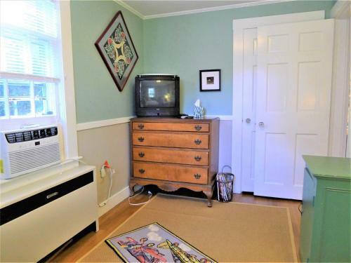 64 Rock Harbor - 3 Bedroom