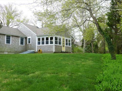 205 Rock Harbor - 2 Bedroom