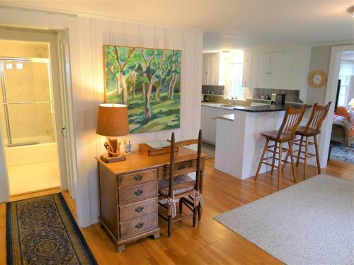 205 Rock Harbor - 2 Bedroom
