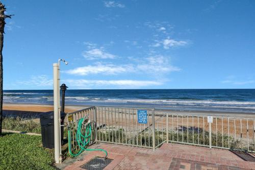 Ocean Shore - Ormond Ocean Club