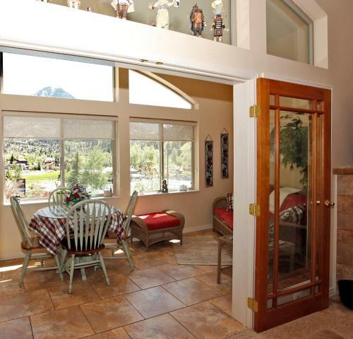 Black Bear 86 Townhouse