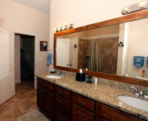 Black Bear 86 Townhouse