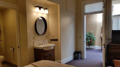 Hotel Ouray - For 10 Years Old And Over