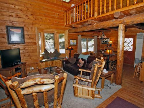 Kendall 444 Cabin
