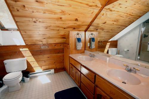 Kendall 444 Cabin