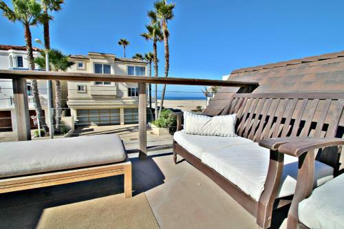 3860o - 610855 Hollywood Beach Shack