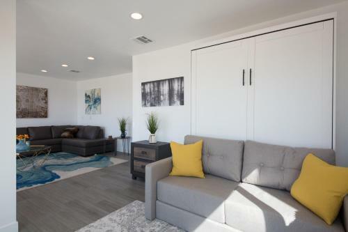 Ocean Front Brand New Modern Luxurious Beach House