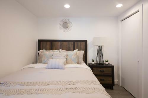 Ocean Front Brand New Modern Luxurious Beach House