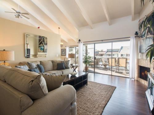 4431gb - 636101 Mandalay Bay Boat Dock & Views Home