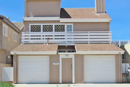 1505o - 657639 Silverstrand Beach