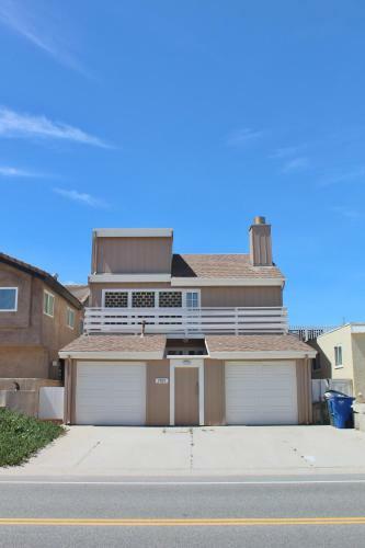 1505o - 657639 Silverstrand Beach