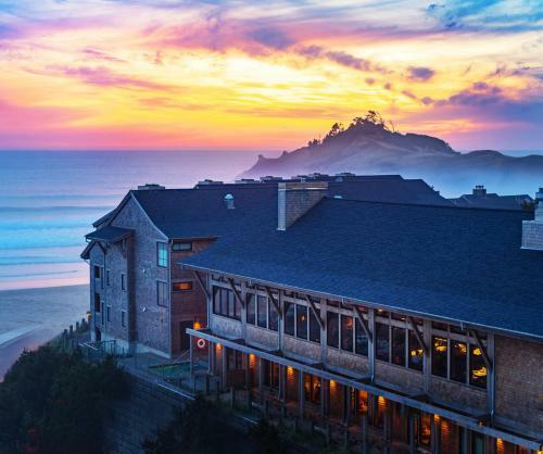 Hotel Headlands Coastal Lodge & Spa