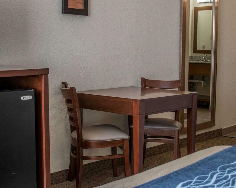 Hotel Comfort Inn Warren