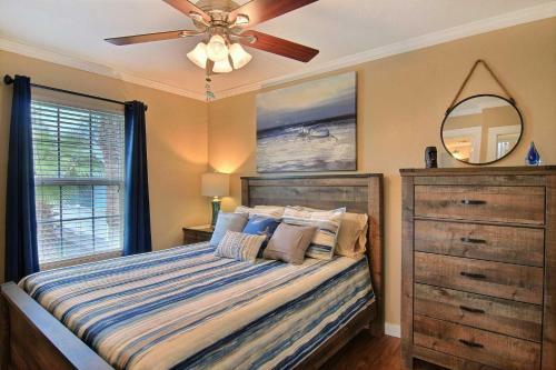 Coastal Casa (lost Colony #24) Home