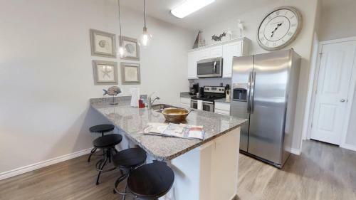 Bondi Beach-14908 Two-bedroom Holiday Home
