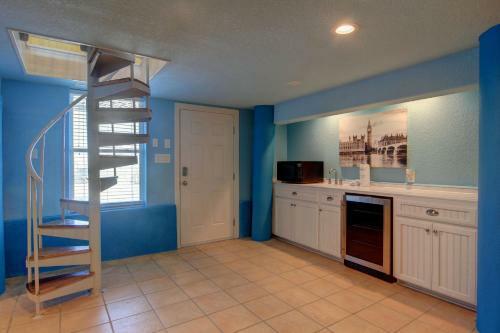 Executive Beach Paradise Sh7345 Home