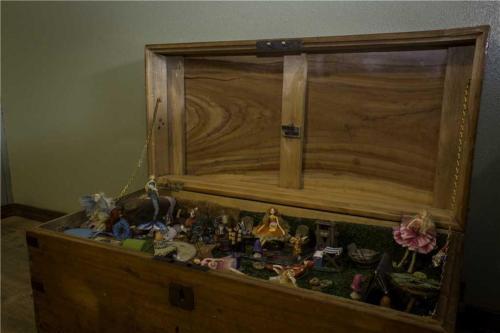 Den Of The Seven Bears Home
