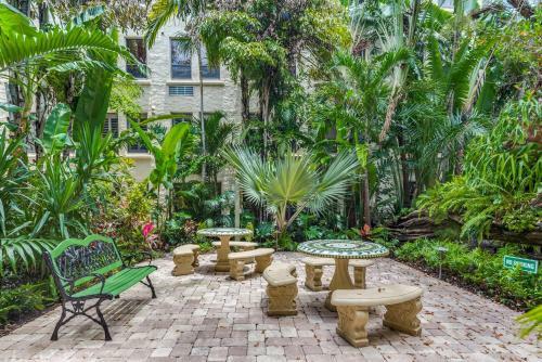 Historic Palm Beach Hotel