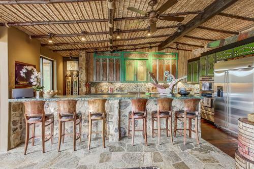 Apartamento 3br Balinese Themed Home