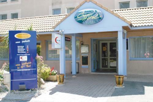 Crau Hotel