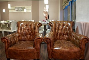 Brit Hotel Le Surcouf