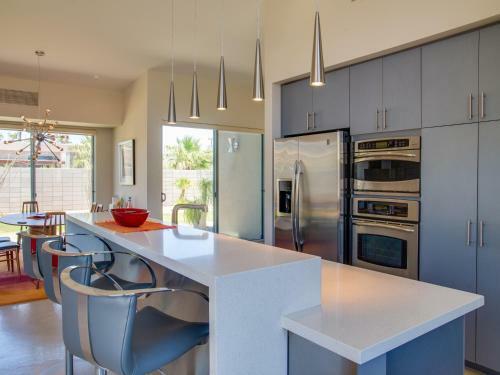 The Artful Cosmo - 2 Bedroom