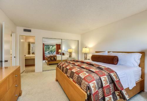 Palm Springs Hideaway