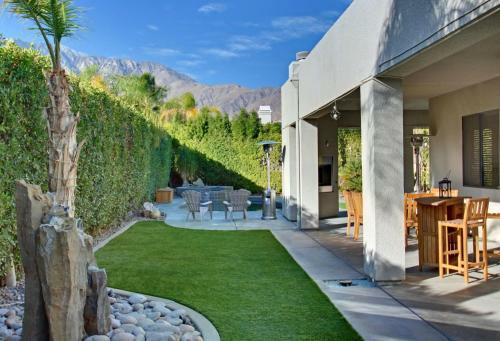 Desert Escape-pool-4br/2.5ba