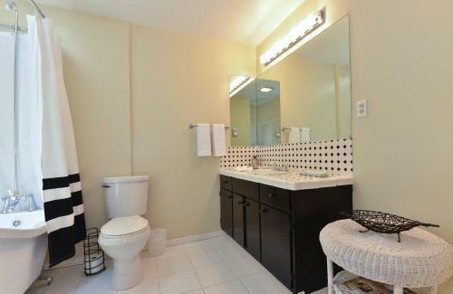 Ruth Hardy Park Oasis - 2 Bedroom