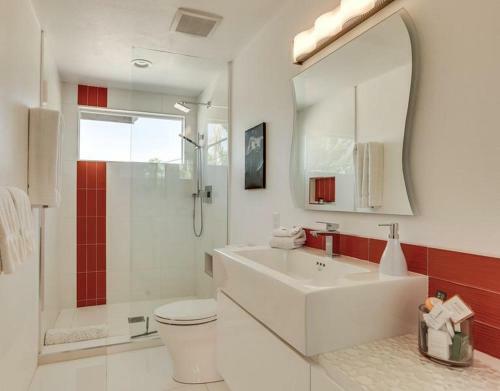 Sun Palace-mt Vw-pool-4br/2ba