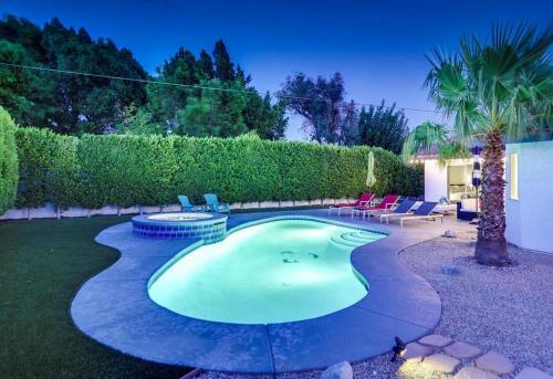 Sun Palace-mt Vw-pool-4br/2ba
