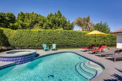Sun Palace-mt Vw-pool-4br/2ba