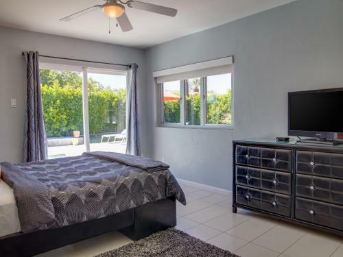 Franky's Hideaway - 4 Bedroom