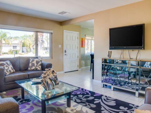 Franky's Hideaway - 4 Bedroom