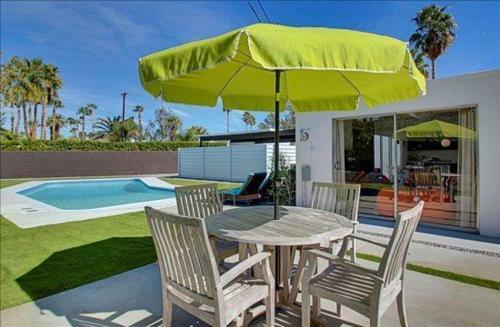 Moondog House-mt Vw-3br/2ba