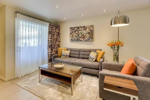 Sunny Views-mt View-1br/1ba