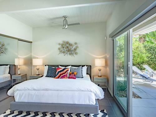 Beverly Modern - 3 Bedroom