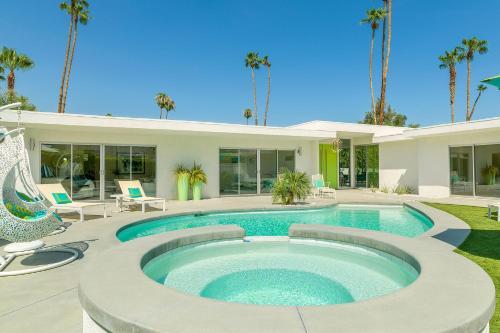 Villa California Palms 4br/4.5ba
