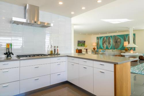 Villa California Palms 4br/4.5ba