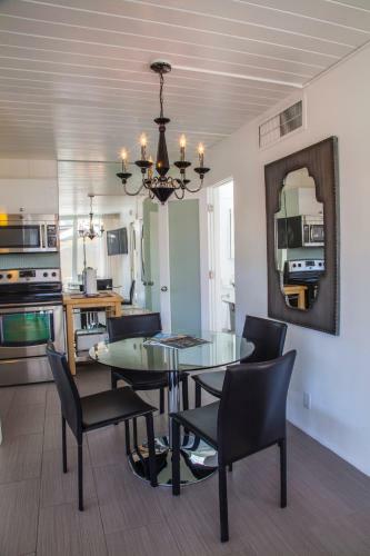 Ocotillo Lodge