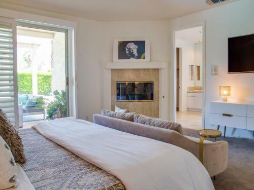Lions Gate Estate - 4 Bedroom