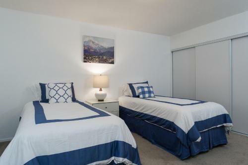 Apartamento 103 East Via Huerto Condo
