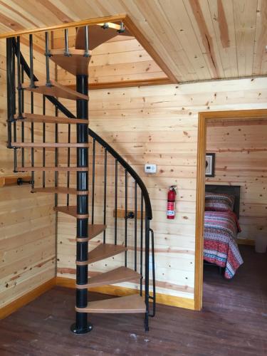 Ak Vacation Cabins / Woodland Hollow Log Cabin