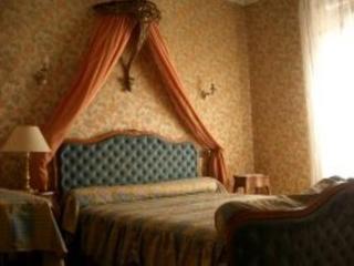 Hotel Trianon