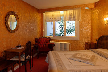 Hotel Trianon