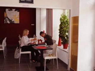 Hotel Aliz�