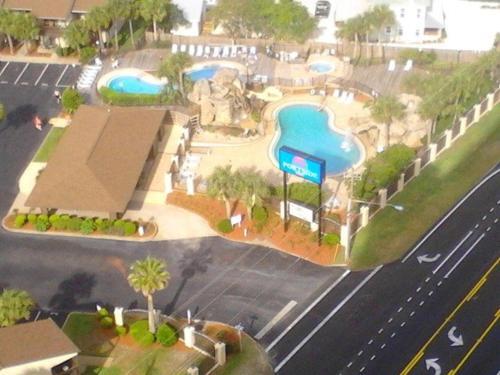 Portside Townhome T-1 Townhouse