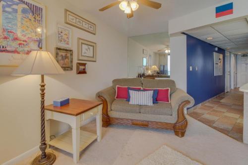 605 Edgewater Tower 2