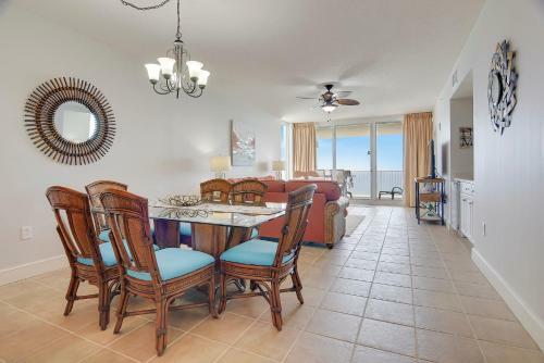 Apartamento Majestic Beach Resort By Book That Condo