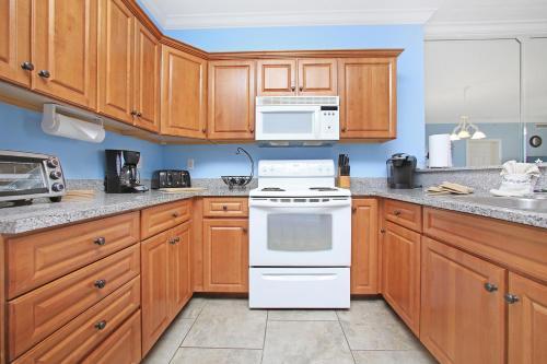 Apartamento Twin Palms 1904 - 958178 Condo